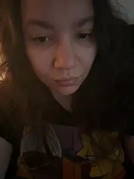 bellakay19 online show from April 9, 2026, 4:13 pm