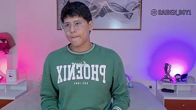 RaidenBoy11 online show from January 5, 2026, 6:55 pm