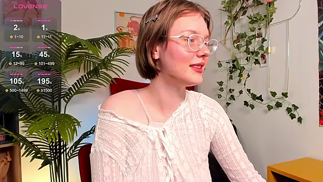 Snapshot of Pinky_One chatting on January 12, 2026, 9:41 pm Pinky One online show from January 12, 2026, 9:41 pm