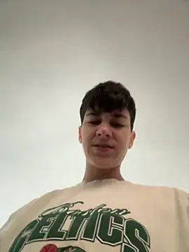 Snapshot of ravenryx chatting on February 7, 2026, 3:31 pm ravenryx online show from February 7, 2026, 3:31 pm