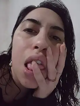 darkgodessone online show from July 20, 2026, 1:35 am