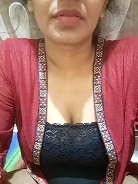 Snapshot of MILFybar chatting on February 23, 2026, 5:46 pm MILFybar online show from February 23, 2026, 5:46 pm