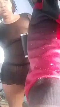 Isabel and Heckler online show from February 19, 2026, 11:40 am