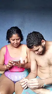 Snapshot of Isabel_and_Heckler chatting on January 11, 2026, 2:13 pm Isabel and Heckler online show from January 11, 2026, 2:13 pm