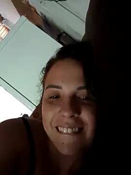 Snapshot of sereialunarr chatting on January 6, 2026, 1:48 pm sereialunarr online show from January 6, 2026, 1:48 pm