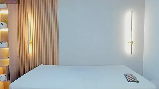 ciara brownn online show from March 31, 2026, 10:50 am