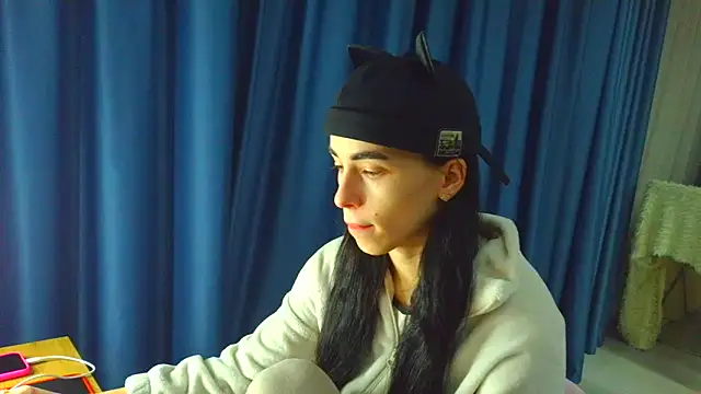 Snapshot of Vlada_Elfie chatting on February 8, 2026, 2:42 am Vlada Elfie online show from February 8, 2026, 2:42 am