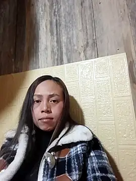 Snapshot of ren1100 chatting on February 5, 2026, 2:24 pm ren1100 online show from February 5, 2026, 2:24 pm