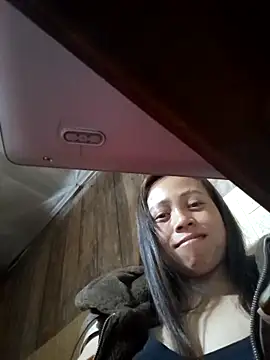 Snapshot of ren1100 chatting on February 23, 2026, 2:17 pm ren1100 online show from February 23, 2026, 2:17 pm