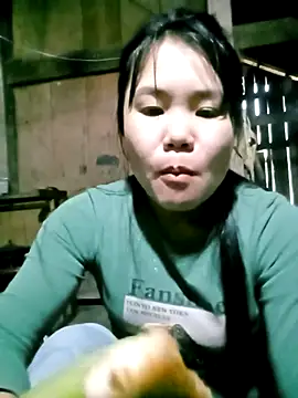 Snapshot of him220 chatting on February 18, 2026, 2:31 am him220 online show from February 18, 2026, 2:31 am