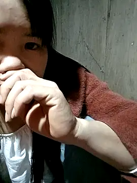 Snapshot of him220 chatting on February 5, 2026, 2:57 pm him220 online show from February 5, 2026, 2:57 pm