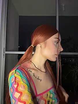 alesziarose  online show from March 26, 2026, 11:46 pm