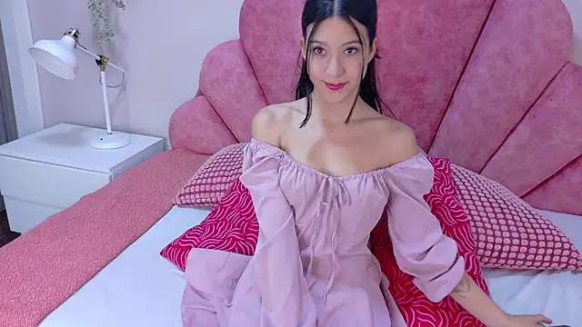 Snapshot of AmberStonne__ chatting on March 24, 2026, 2:55 am AmberStonne online show from March 24, 2026, 2:55 am