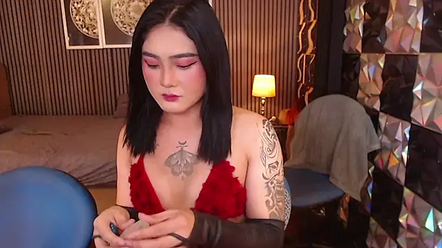 SeductiveJilianTS online show from August 9, 2026, 5:13 am