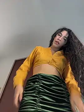 dani bela online show from May 13, 2026, 10:39 pm