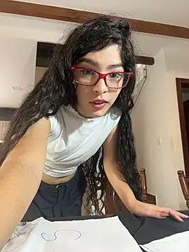 dani bela online show from May 1, 2026, 8:36 pm