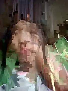 e-hot-love online show from January 9, 2026, 7:04 am