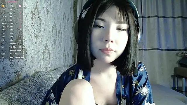 AprilOnilll online show from March 20, 2026, 5:14 pm