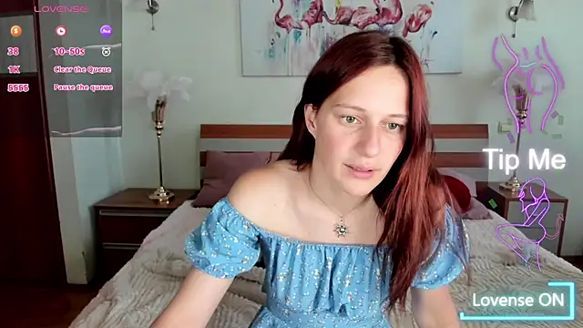 Lily Viola online show from May 26, 2026, 7:39 am