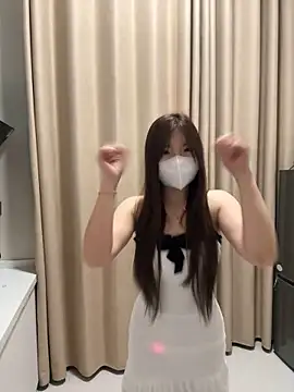  xiaoxinxin  online show from March 10, 2026, 1:37 pm