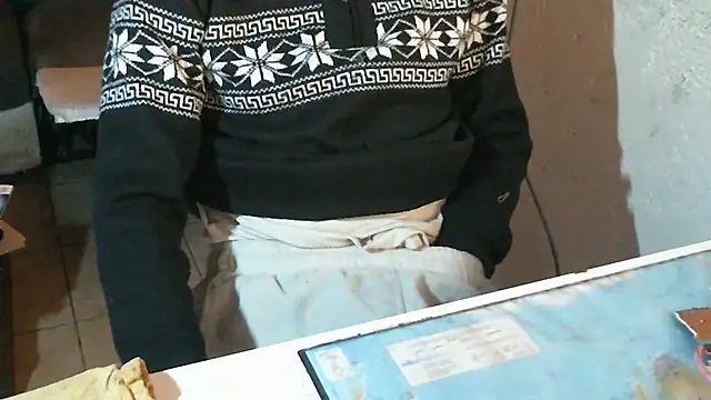 Snapshot of Renard0909 chatting on January 14, 2026, 8:51 am Renard0909 online show from January 14, 2026, 8:51 am