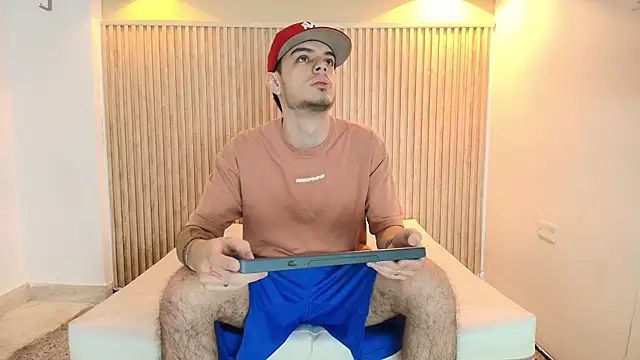 Snapshot of IM_BULL chatting on January 9, 2026, 12:45 pm IM BULL online show from January 9, 2026, 12:45 pm