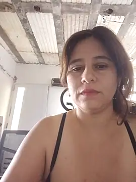 laupassion66l online show from February 16, 2026, 12:59 pm