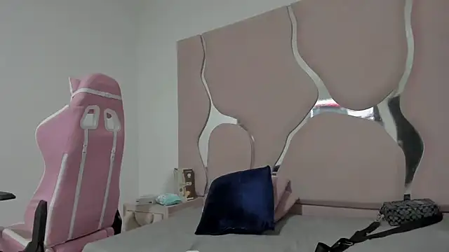 Snapshot of sharithasm chatting on March 20, 2026, 8:21 pm sharithasm online show from March 20, 2026, 8:21 pm