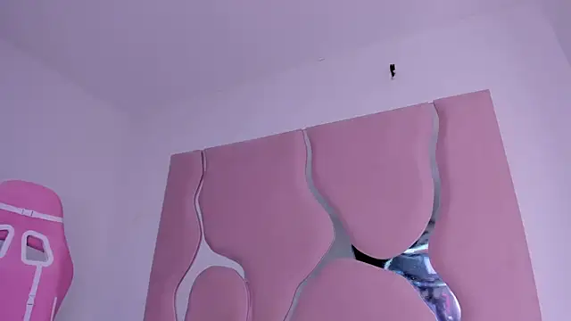 Snapshot of sharithasm chatting on April 1, 2026, 8:06 pm sharithasm online show from April 1, 2026, 8:06 pm