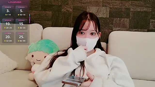 Snapshot of Mayu_000 chatting on April 2, 2026, 12:12 pm Mayu 000 online show from April 2, 2026, 12:12 pm