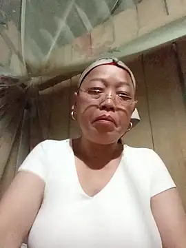 Agnes-baby online show from May 12, 2026, 10:27 pm