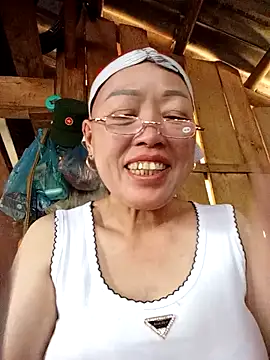 Agnes-baby online show from March 31, 2026, 3:52 am