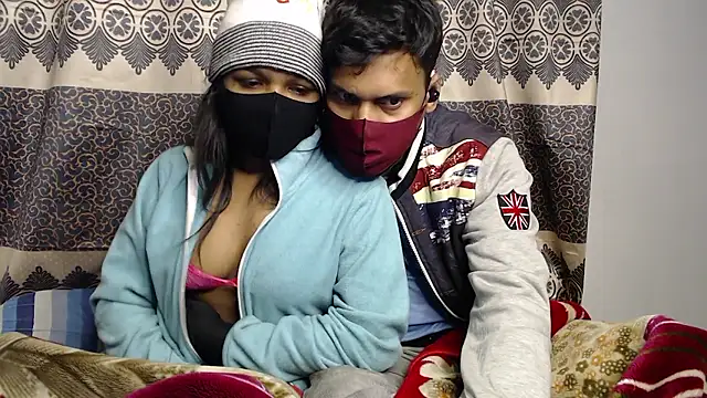 StarryWhispers online show from January 8, 2026, 7:42 pm