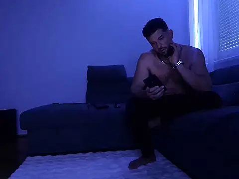 Snapshot of Angelo_33 chatting on January 9, 2026, 6:53 am Angelo 33 online show from January 9, 2026, 6:53 am