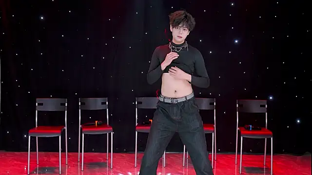 Snapshot of jmcm001 chatting on February 4, 2026, 12:11 pm jmcm001 online show from February 4, 2026, 12:11 pm