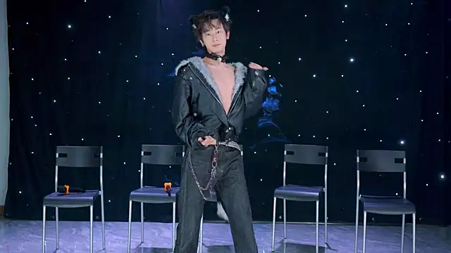 Snapshot of jmcm001 chatting on February 2, 2026, 12:26 pm jmcm001 online show from February 2, 2026, 12:26 pm