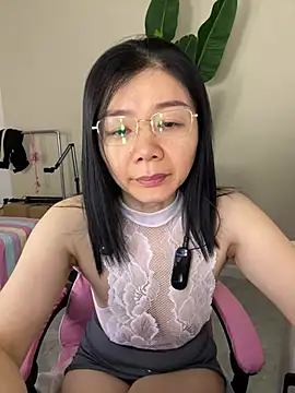 lukee666 online show from February 13, 2026, 1:49 am