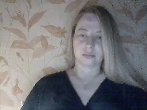 Snapshot of Miralisse chatting on March 1, 2026, 6:19 pm Miralisse online show from March 1, 2026, 6:19 pm