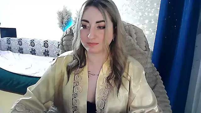 FoxyAnn12 online show from March 31, 2026, 4:53 pm