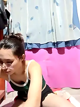 Sexyhanna14 online show from March 18, 2026, 2:48 am