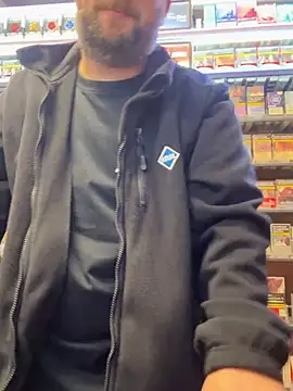 Snapshot of Dominic2295 chatting on February 12, 2026, 5:51 am Dominic2295 online show from February 12, 2026, 5:51 am