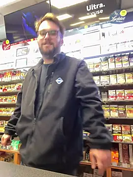 Snapshot of Dominic2295 chatting on February 11, 2026, 5:07 am Dominic2295 online show from February 11, 2026, 5:07 am