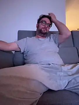 Snapshot of Dominic2295 chatting on February 21, 2026, 4:47 am Dominic2295 online show from February 21, 2026, 4:47 am