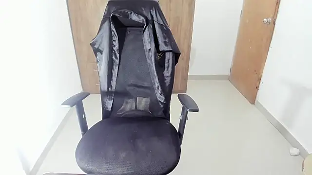 Snapshot of saskya13 chatting on January 13, 2026, 3:43 am saskya13 online show from January 13, 2026, 3:43 am