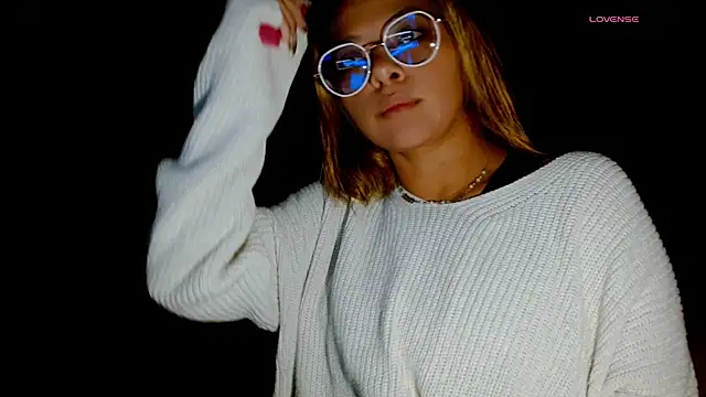 Princess Venus online show from April 16, 2026, 11:51 pm