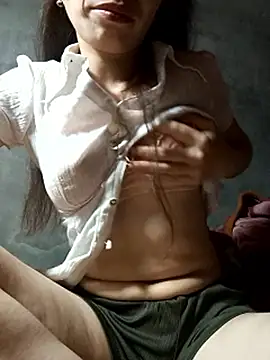 Snapshot of Nllpvp chatting on April 6, 2026, 4:46 am Nllpvp online show from April 6, 2026, 4:46 am