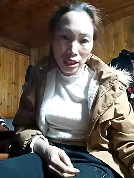 Snapshot of Nllpvp chatting on February 1, 2026, 11:19 am Nllpvp online show from February 1, 2026, 11:19 am