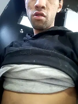 Snapshot of AlejandreBy chatting on February 3, 2026, 3:39 pm AlejandreBy online show from February 3, 2026, 3:39 pm