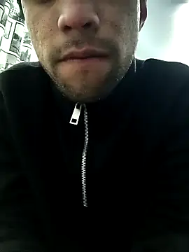 Snapshot of AlejandreBy chatting on January 19, 2026, 5:55 am AlejandreBy online show from January 19, 2026, 5:55 am