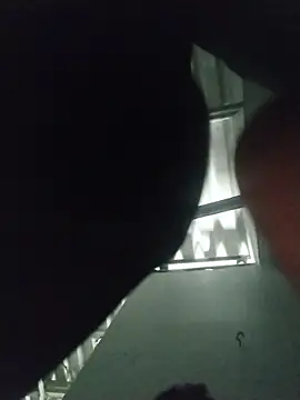 Snapshot of AlejandreBy chatting on April 11, 2026, 4:32 pm AlejandreBy online show from April 11, 2026, 4:32 pm